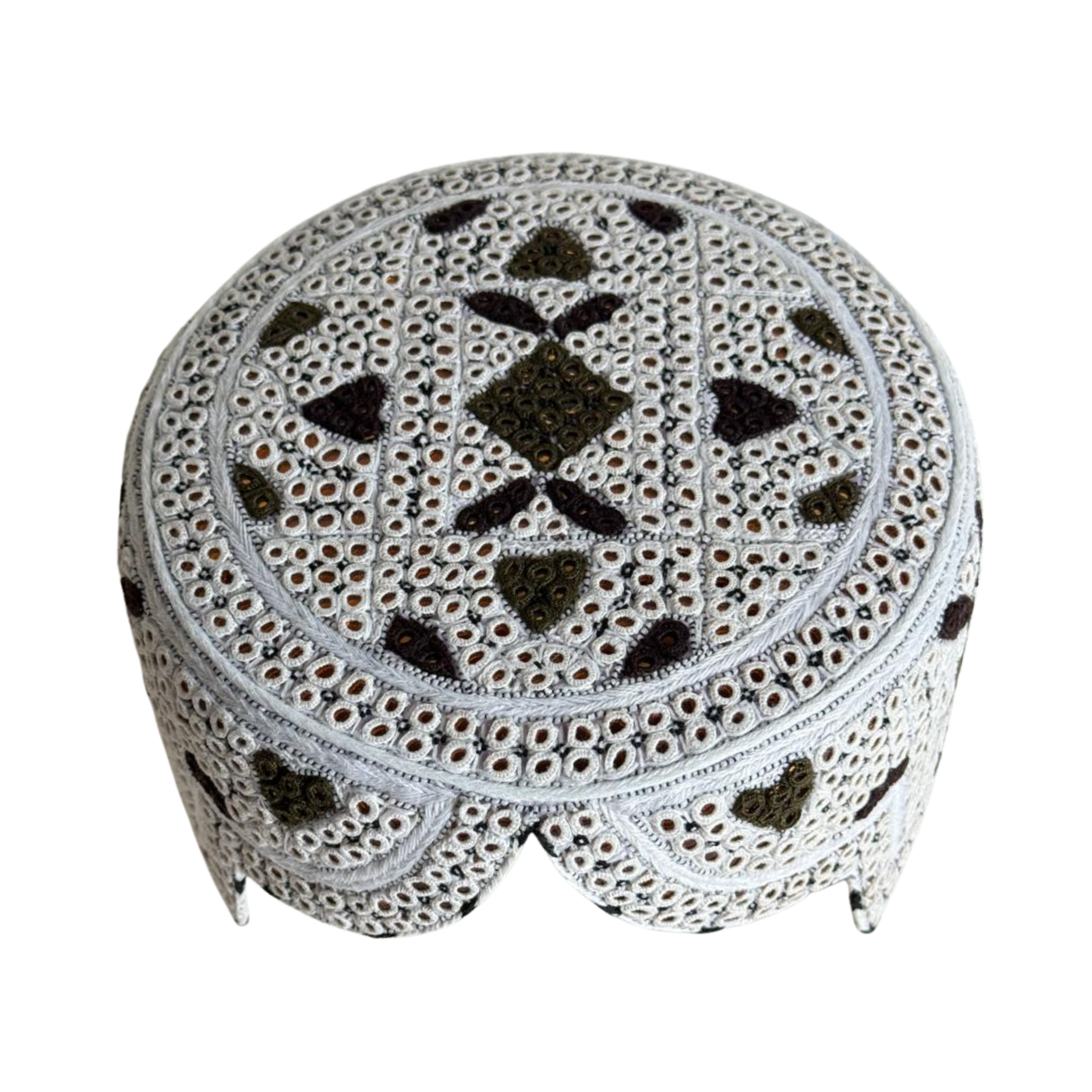 White Sindhi Topi - Heart Design - Golden Shade - Nasir Bhai