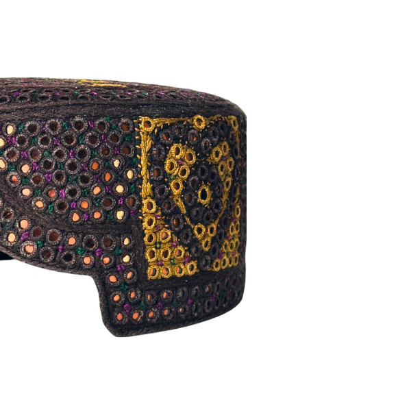 Maroon Sindhi Topi - Heart Design - White Shade - Nasir Bhai