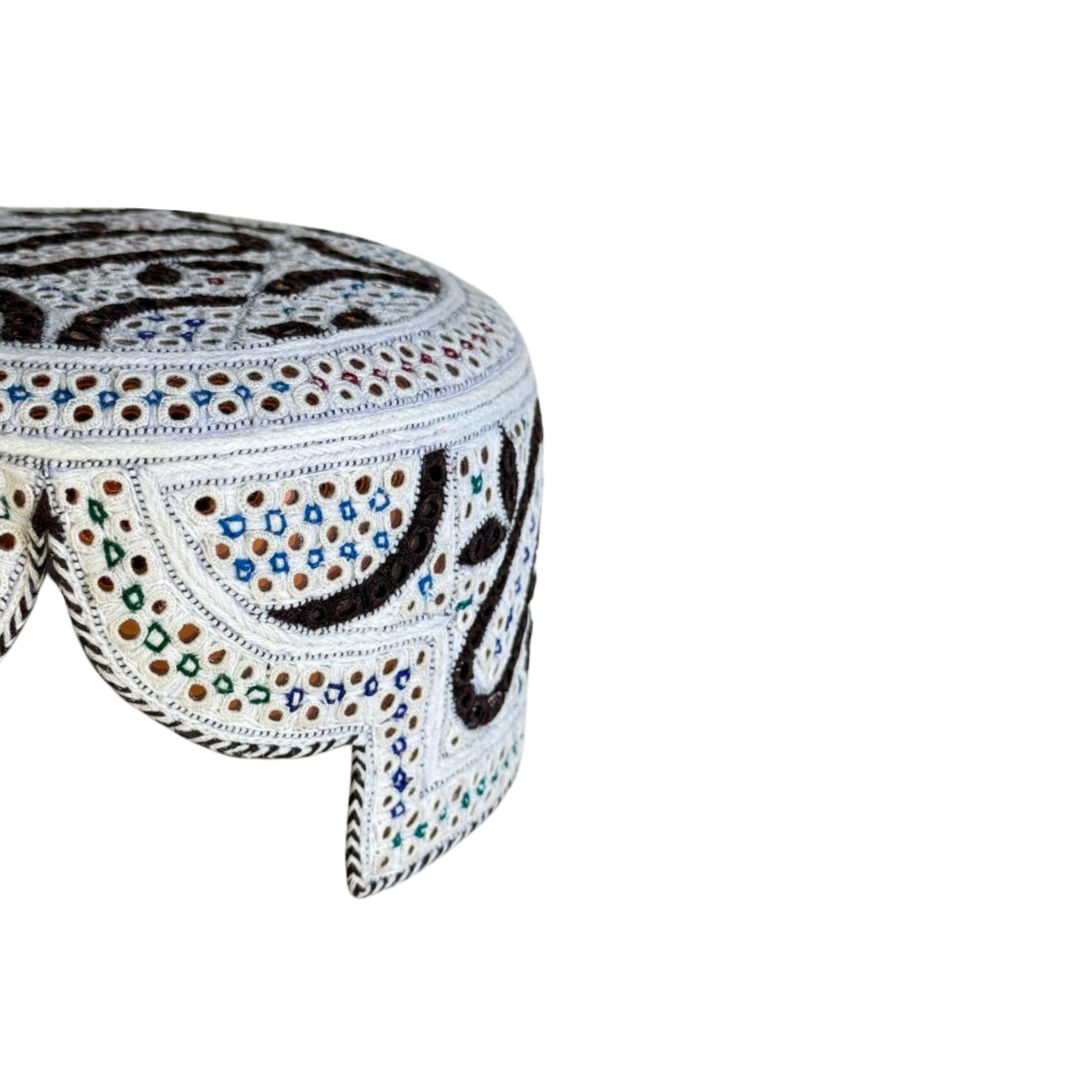 White Sindhi Topi - Traditional Design - Golden Shade - Nasir Bhai