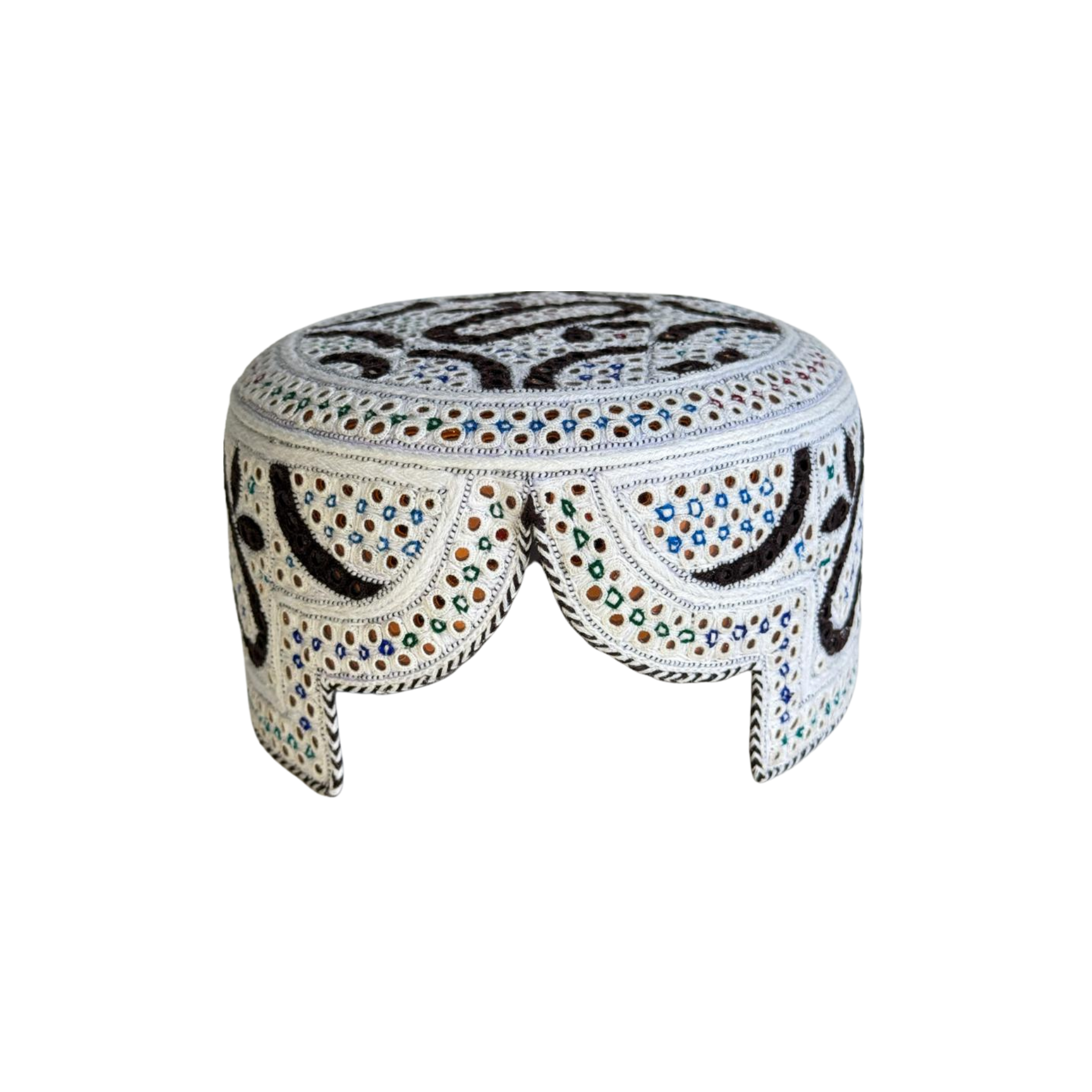 White Sindhi Topi - Traditional Design - Golden Shade - Nasir Bhai