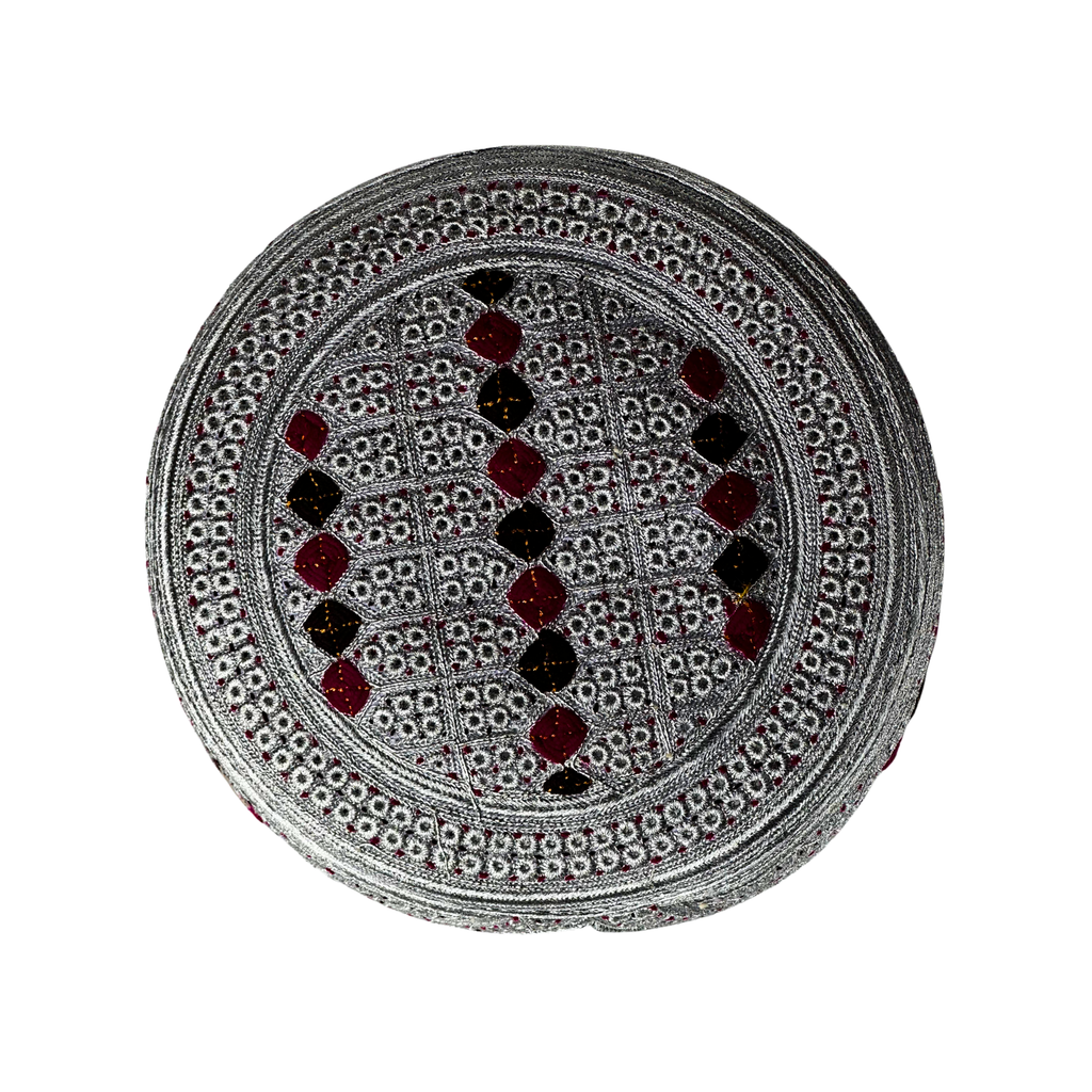 White Sindhi Topi - Maroon Stitching - Purple And Maroon Tikki - Raja Cap