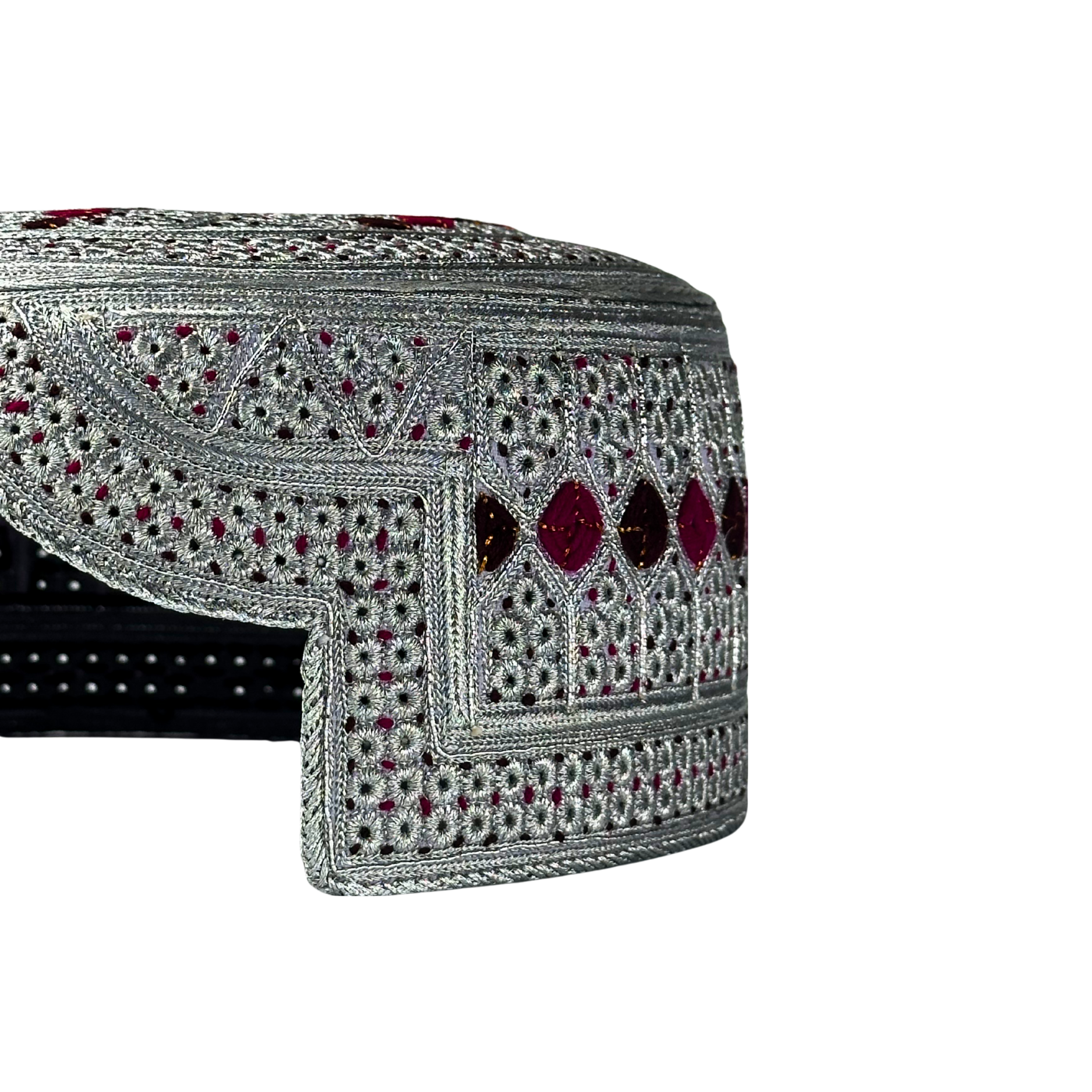 White Sindhi Topi - Pink Stitching - Pink And Maroon Tikki -  Raja Cap